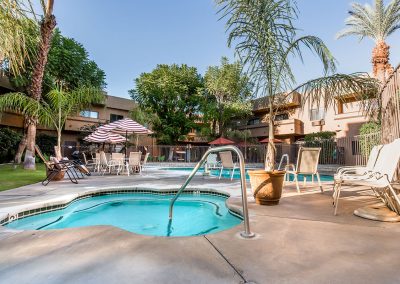 The outdoor pools at Windsor Court Assisted Living